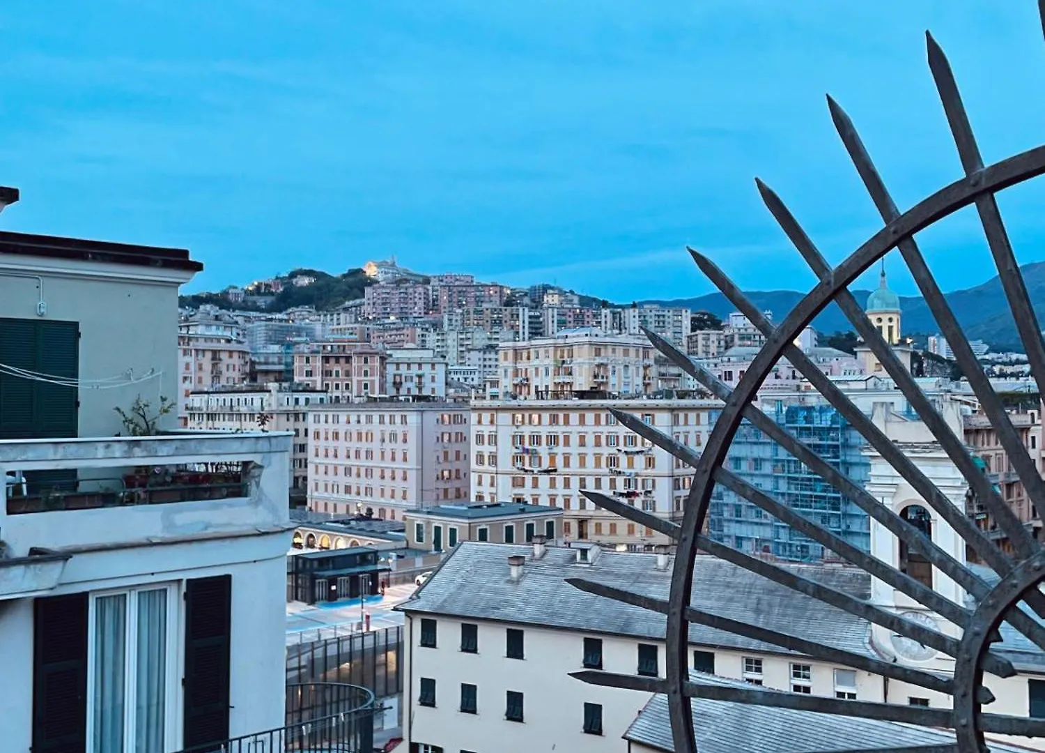 Tiny Penthouse In Corso Sardegna Apartment Genoa